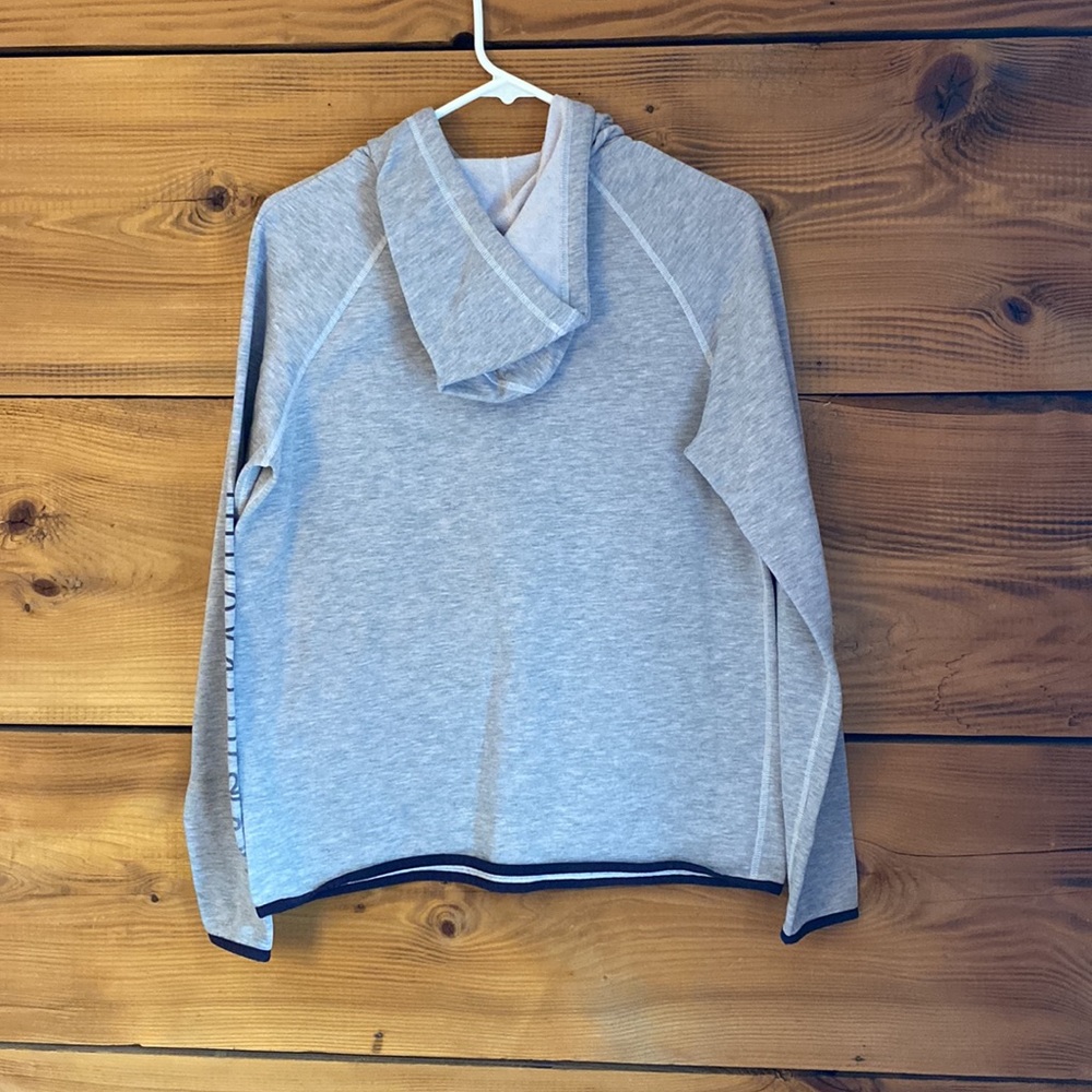 sweatshirt - Picture 3 of 3